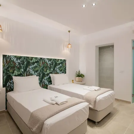 Suncourt Lux Apartment *
